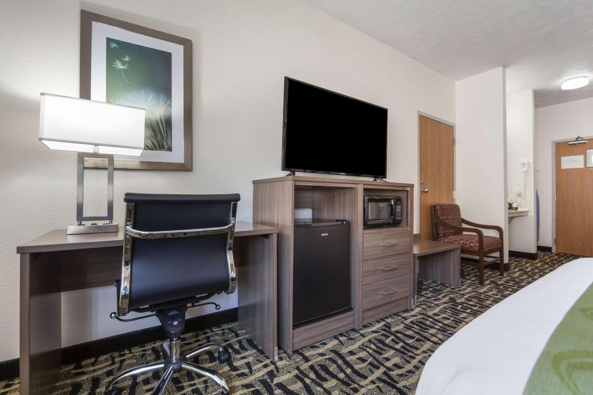 Hotel Quality & West - Ne Linclon 2*